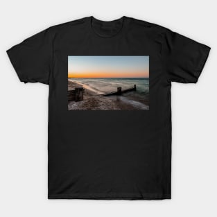 Sunset at McCrae Beach, Mornington Peninsula, Victoria, Australia. T-Shirt